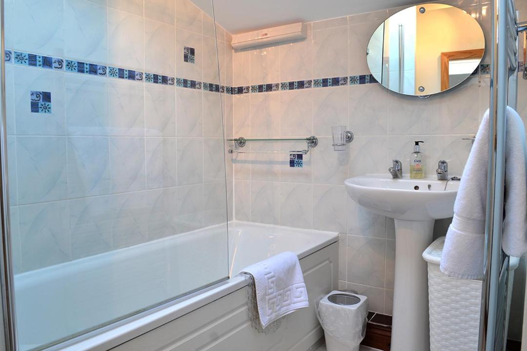 Petrock Holiday Cottages Newton Saint Petrock Luaran gambar